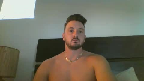 Snapshot of skinnyguylongdick1 chatting on January 16, 12:23 am skinnyguylongdick1 online show from January 16, 12:23 am