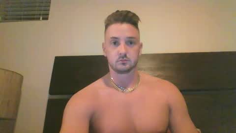 Snapshot of skinnyguylongdick1 chatting on September 21, 4:47 am skinnyguylongdick1 online show from September 21, 4:47 am