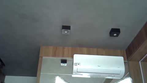 skinnykittencam online show from October 27, 6:56 pm