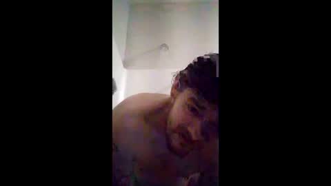 Snapshot of skitzothaklown86 chatting on May 25, 2:39 am skitzothaklown86 online show from May 25, 2:39 am