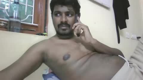 Snapshot of sklavepappu143 chatting on October 24, 5:48 am Indianslut1431 online show from October 24, 5:48 am
