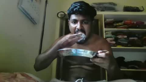 Snapshot of sklavepappu143 chatting on November 25, 8:25 am Indianslut1431 online show from November 25, 8:25 am