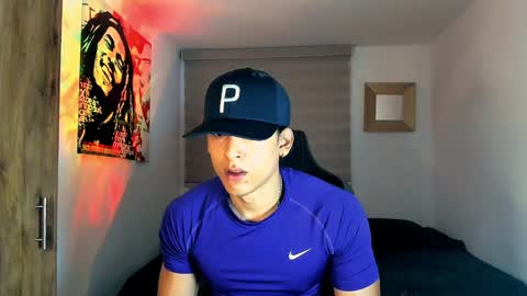 Snapshot of skull_prospect chatting on January 8, 10:59 am Liam Vokov online show from January 8, 10:59 am