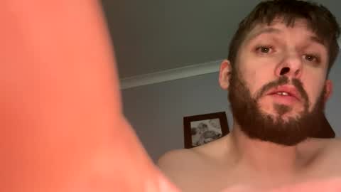 Snapshot of skuzzy25 chatting on December 21, 9:23 am skuzzy25 online show from December 21, 9:23 am