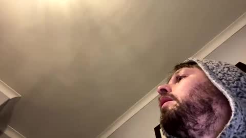 Snapshot of skuzzy25 chatting on February 16, 3:04 am skuzzy25 online show from February 16, 3:04 am