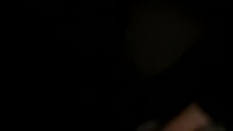 Snapshot of skuzzy25 chatting on March 7, 6:02 am skuzzy25 online show from March 7, 6:02 am