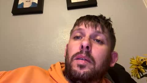 Snapshot of skuzzy25 chatting on September 15, 2:22 am skuzzy25 online show from September 15, 2:22 am