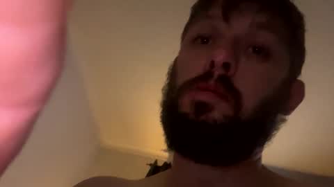 Snapshot of skuzzy25 chatting on October 17, 6:38 am skuzzy25 online show from October 17, 6:38 am