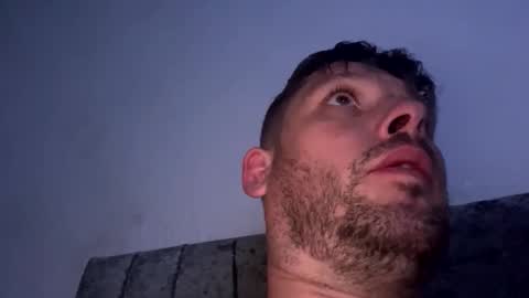 Snapshot of skuzzy25 chatting on November 1, 7:10 am skuzzy25 online show from November 1, 7:10 am