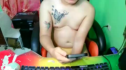 Snapshot of sky1441 chatting on November 3, 5:47 pm sky1441 online show from November 3, 5:47 pm