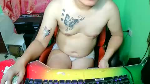 Snapshot of sky1441 chatting on November 4, 5:50 am sky1441 online show from November 4, 5:50 am