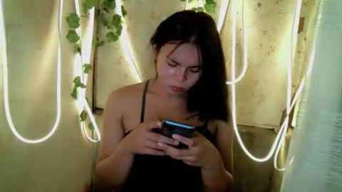 Mj online show from April 8, 12:49 pm