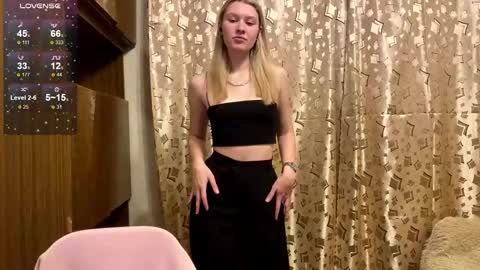 skyedavis online show from January 6, 7:06 pm