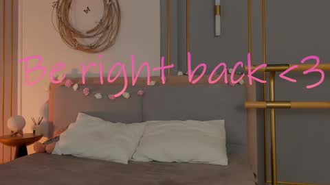 Snapshot of skyeyes__ chatting on December 12, 11:29 am Ann online show from December 12, 11:29 am