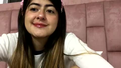 Snapshot of skyler1195 chatting on October 28, 2:59 am Skyler online show from October 28, 2:59 am