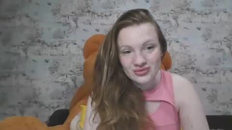 Skyler online show from September 12, 3:45 pm