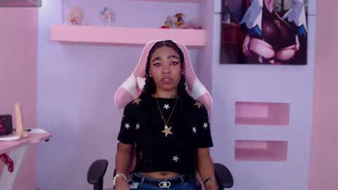 skylerbloom online show from September 13, 3:17 am