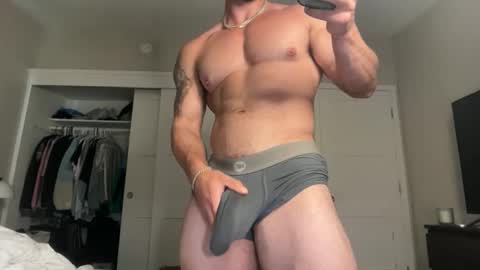 Skyler Flexes online show from March 23, 12:36 am