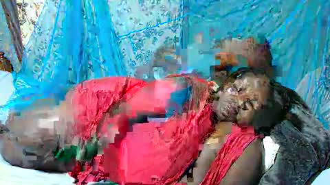 sheliah online show from December 4, 5:10 pm