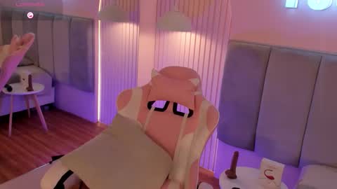 abby online show from April 9, 3:39 pm