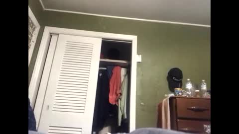 Snapshot of slangindopee chatting on January 16, 3:23 am Slangindopee online show from January 16, 3:23 am