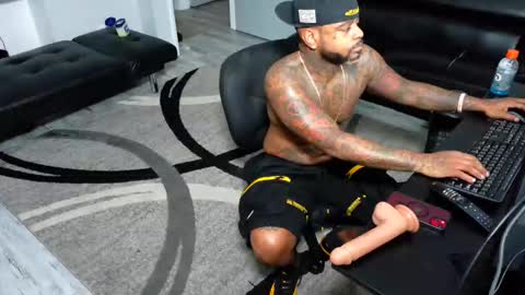 nasty twitter KASHCARTERATL online show from December 16, 2:00 pm