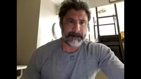 Snapshot of slappysamz chatting on February 26, 11:31 am slappysamz online show from February 26, 11:31 am