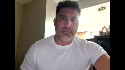 Snapshot of slappysamz chatting on March 4, 12:11 pm slappysamz online show from March 4, 12:11 pm