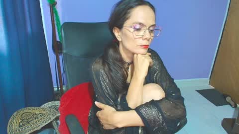 SlaveFuck online show from April 9, 9:42 pm