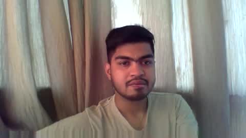 Snapshot of slavesj18 chatting on December 14, 6:52 am Add me on hangout sjcool1998 online show from December 14, 6:52 am