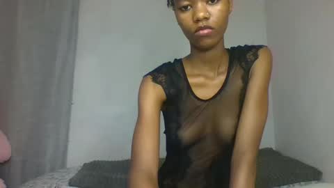 Snapshot of slaybby chatting on September 15, 7:47 pm Slaybby online show from September 15, 7:47 pm