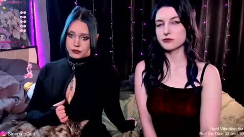 Snapshot of sleepingduo chatting on December 18, 4:02 pm Hi We are Iva and Angela Nice to meet u 3 online show from December 18, 4:02 pm