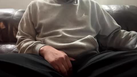 Snapshot of slick2285 chatting on October 27, 7:12 am slick2285 online show from October 27, 7:12 am