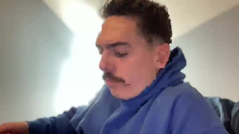 Snapshot of slickmass chatting on March 6, 6:16 pm SlickMass online show from March 6, 6:16 pm