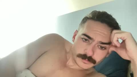 Snapshot of slickmass chatting on November 3, 2:13 am SlickMass online show from November 3, 2:13 am