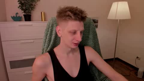 Andy online show from November 20, 8:19 pm