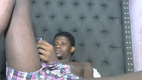 Snapshot of slim_long01 chatting on March 9, 2:07 am slim long01 online show from March 9, 2:07 am