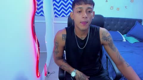 Snapshot of slim_master12 chatting on December 16, 7:37 am slim_master12 online show from December 16, 7:37 am