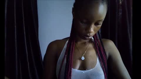 Snapshot of slim_petitqueen chatting on November 24, 8:25 am Alice online show from November 24, 8:25 am