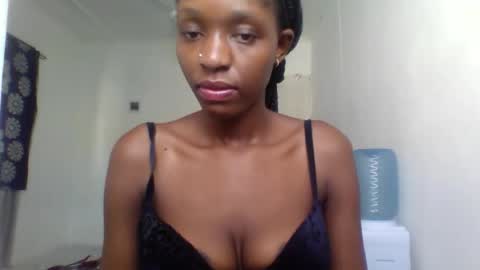 slimandthick1 online show from April 21, 7:47 am