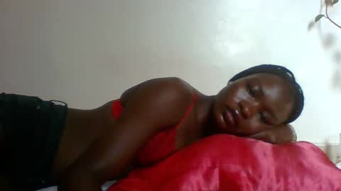 Snapshot of slimdiva chatting on November 9, 5:06 am slimdiva online show from November 9, 5:06 am