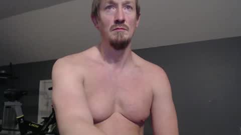 Snapshot of slimjp chatting on January 3, 5:39 am slimjp online show from January 3, 5:39 am