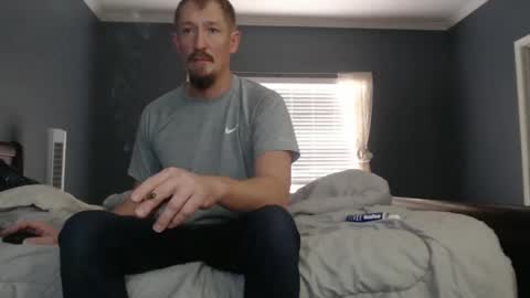 Snapshot of slimjp chatting on November 19, 5:24 pm slimjp online show from November 19, 5:24 pm