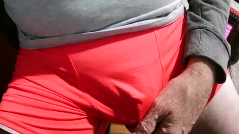 Snapshot of slimsunny chatting on January 25, 4:56 am slimsunny online show from January 25, 4:56 am