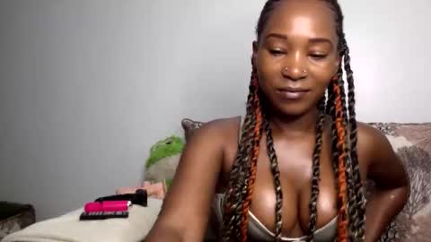 slimy_baiby online show from February 17, 8:59 pm