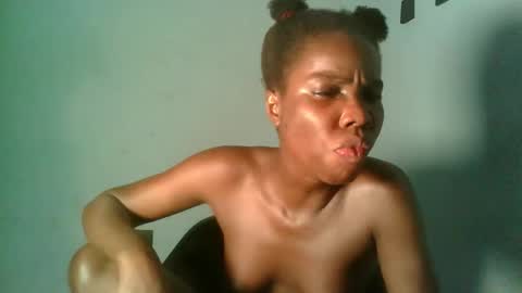 Snapshot of slimzyxdoll chatting on September 16, 11:55 am slimzyxdoll online show from September 16, 11:55 am