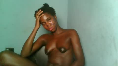 Snapshot of slimzyxdoll chatting on October 7, 6:54 am slimzyxdoll online show from October 7, 6:54 am