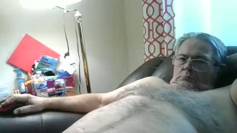 slippery_duck online show from February 22, 1:35 pm