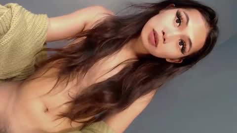 slut4attention online show from April 21, 6:09 am