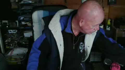 slutboybot online show from November 4, 10:03 am